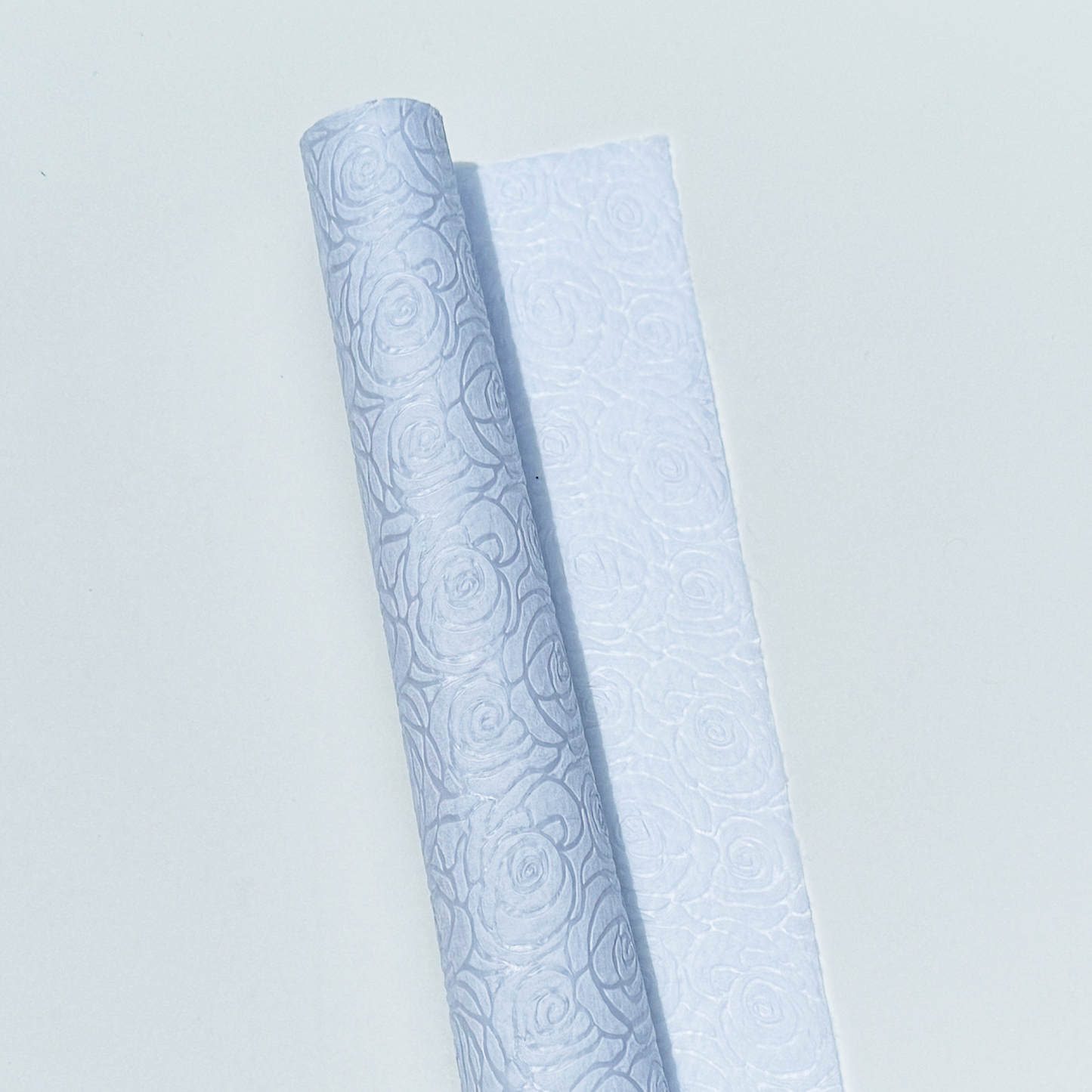 PAPEL GOFRADO ROSAS