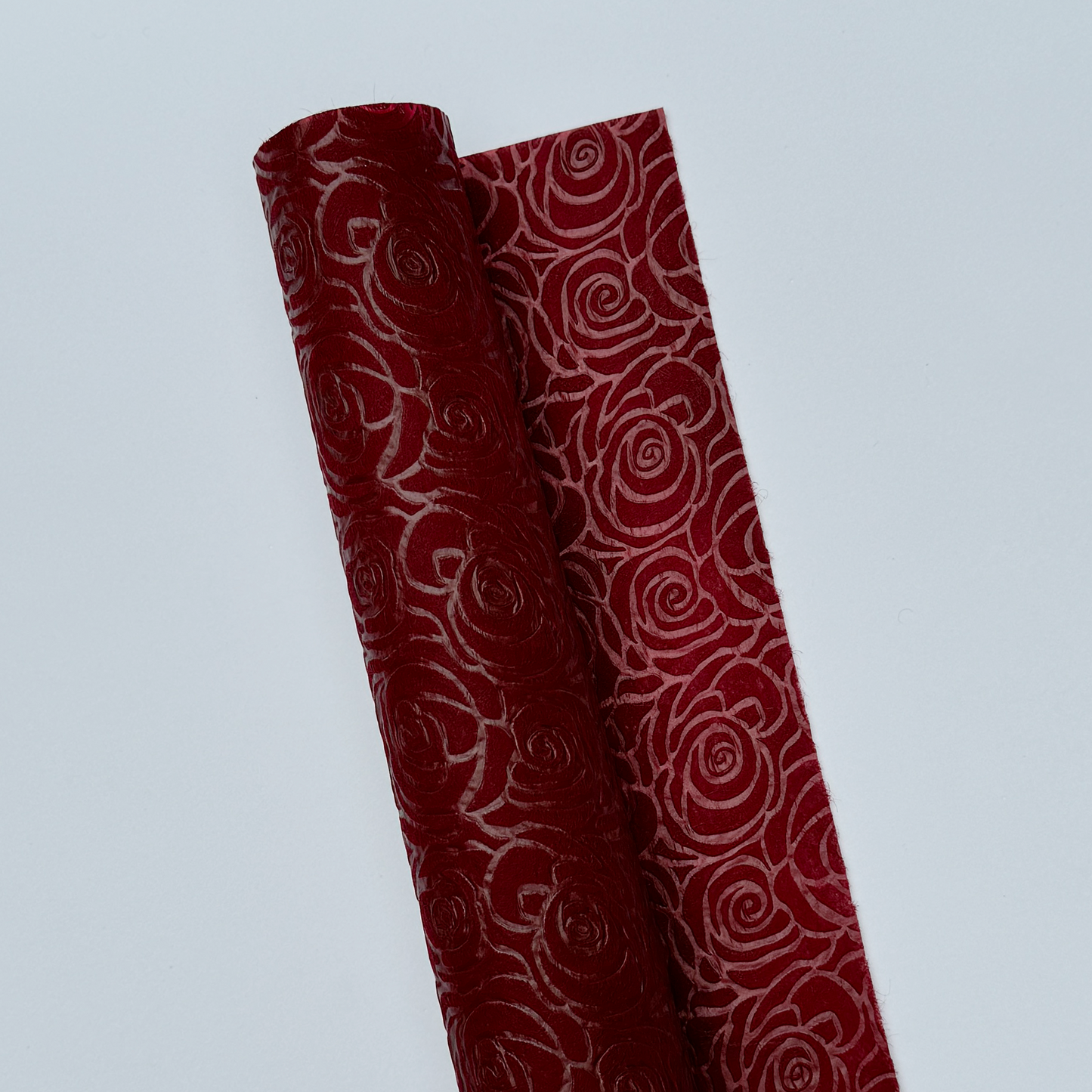 PAPEL GOFRADO ROSAS