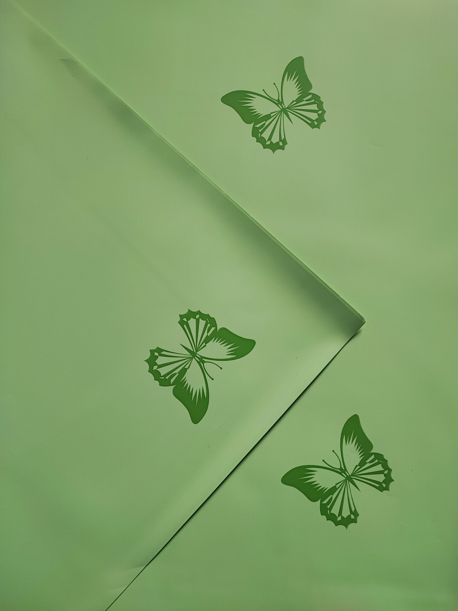 Papel coreano mariposas color  verde